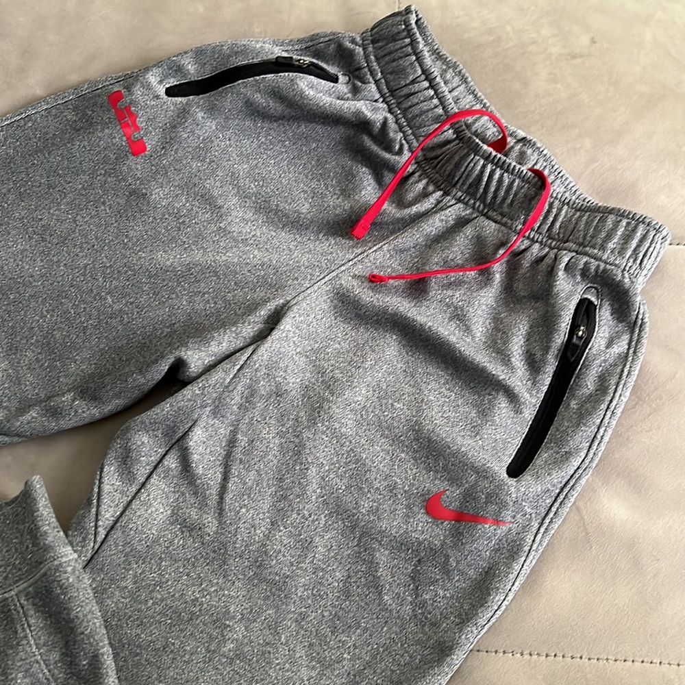 Nike Lebron drift big boys pants